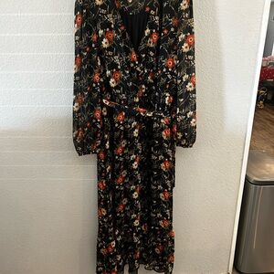 nine britton Black Floral Long Sleeve Wrap Maxi Dress